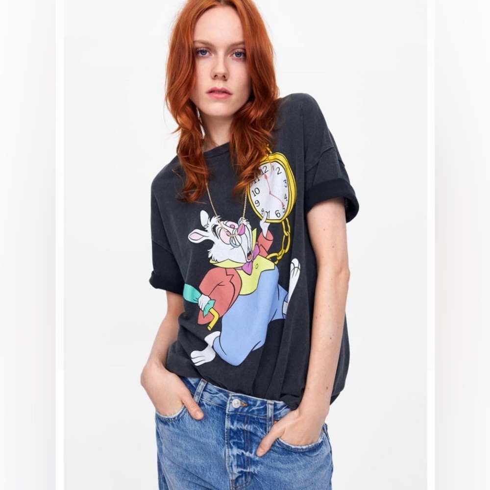 Zara Disney Rabbit Alice in Wonderland Distressed Grey Tee T-Shirt Large